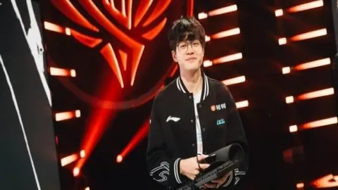 与顶尖选秀权凯发注册：千万级签约五十万封顶年薪对比